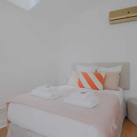 Magnificent House With Clim - 6br-12p- Tour Eiffel Hébergement de vacances Paris