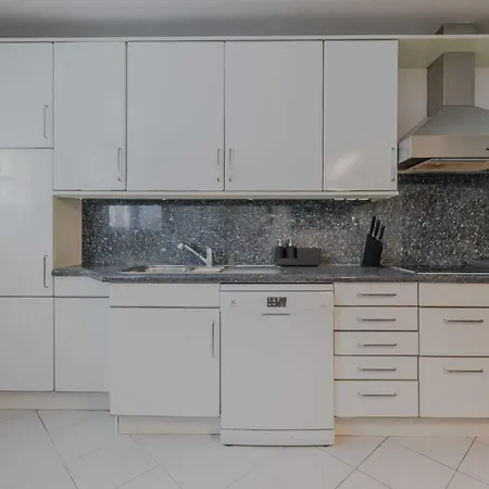 Magnificent House With Clim - 6br-12p- Tour Eiffel Hébergement de vacances